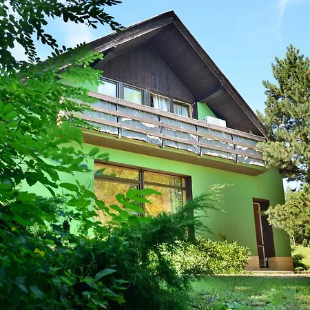 度假居 Areal Hradisek *